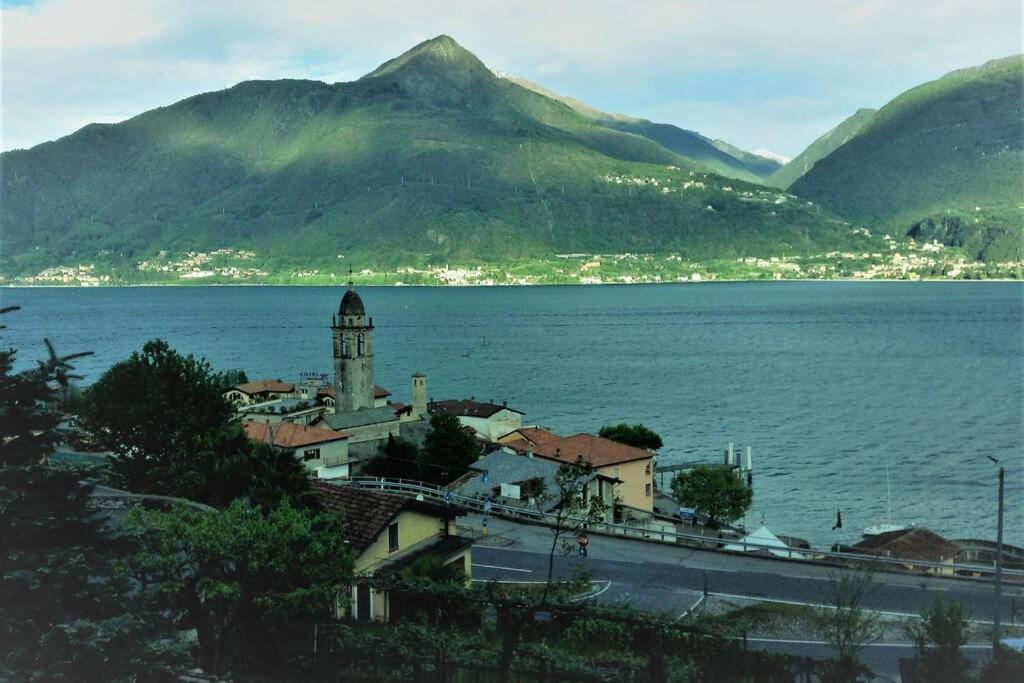 Appartamento Il Girasole Cremia Lago Di Como Exteriör bild